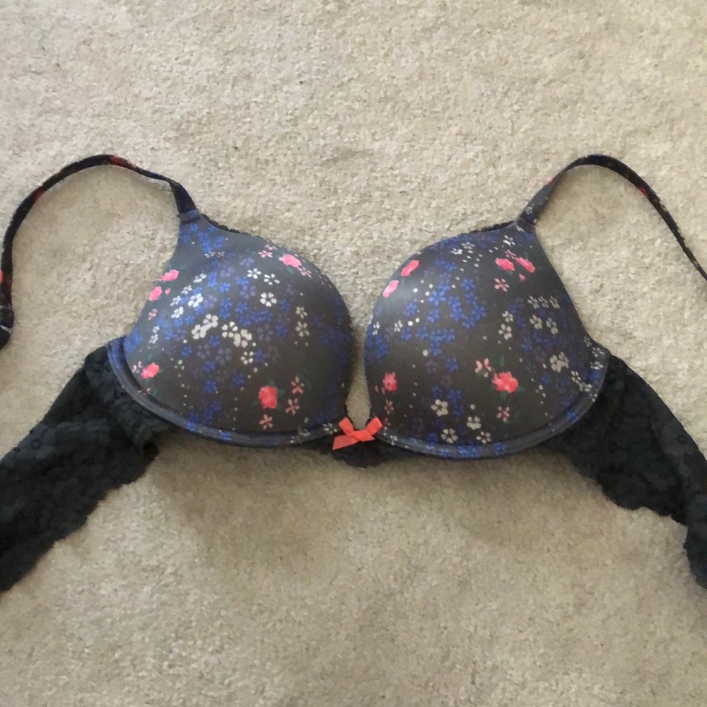Push-up bra